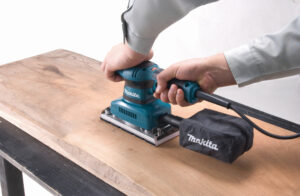Makita - Levigatrice orbitale BO3711